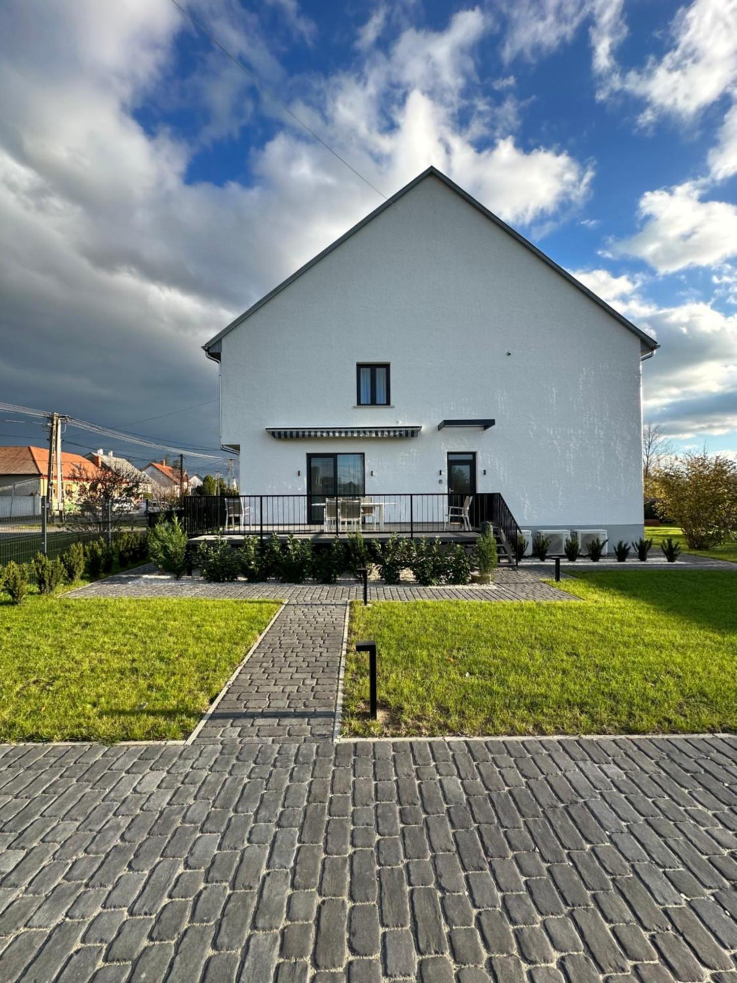 Buekfalva Np2 Apartman Zewnętrze zdjęcie